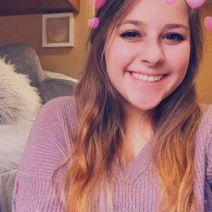 Meet your Posher, Abigail